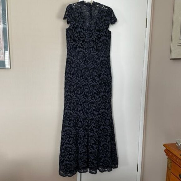 Navy Blue Lace Mermaid Gown Size 16 - Picture 6 of 8